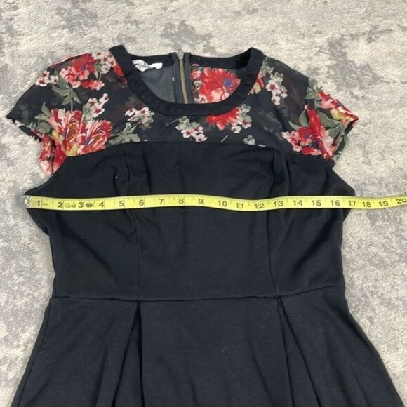 OOTD Black Floral Fit Flare Mini Dress Short Sleeve Sz L - Picture 7 of 12